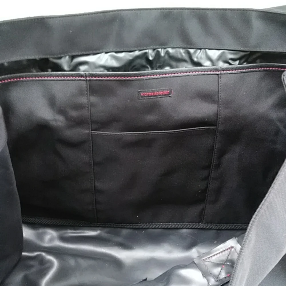 Victoria's Secret Expandable Weekender Overnight Getaway Bag FLAW - Picture 11 of 16